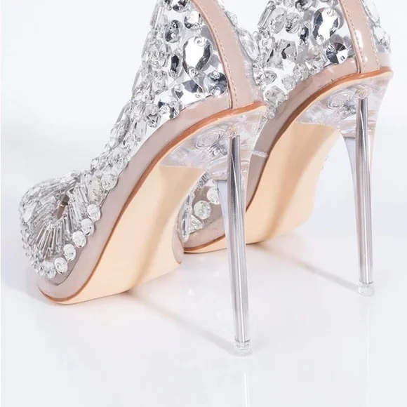 Bonnie - Picture 2 of 2